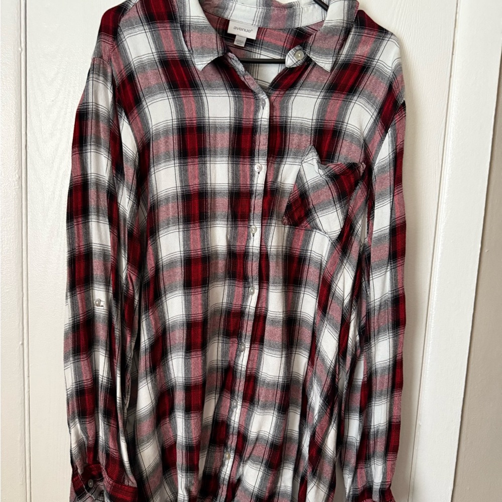 Avenue Red and Black Plaid Button Down Shirt size 30/32